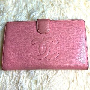 Chanel caviar wallet pink 💕